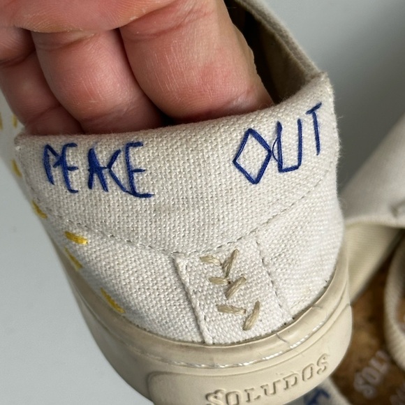 Soludos Peace Out Sun Embroidered Canvas Boho Sneakers Women’s Sz 6.5 - Picture 3 of 8